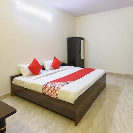 Hotel O Club Residency New Delhi Luaran gambar