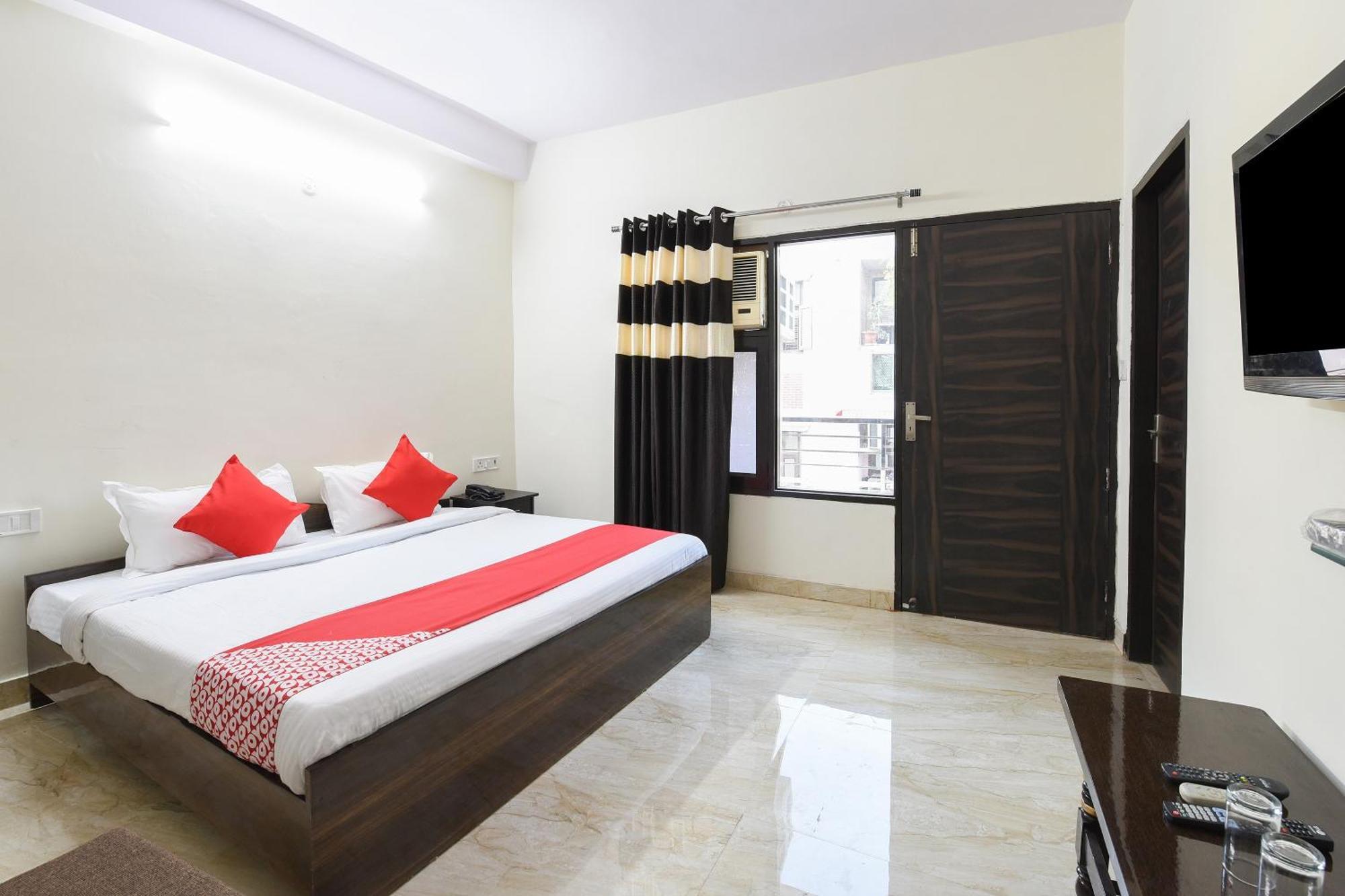 Hotel O Club Residency New Delhi Luaran gambar